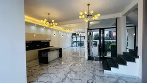 Furnished 7bdrm House in Yeka for sale