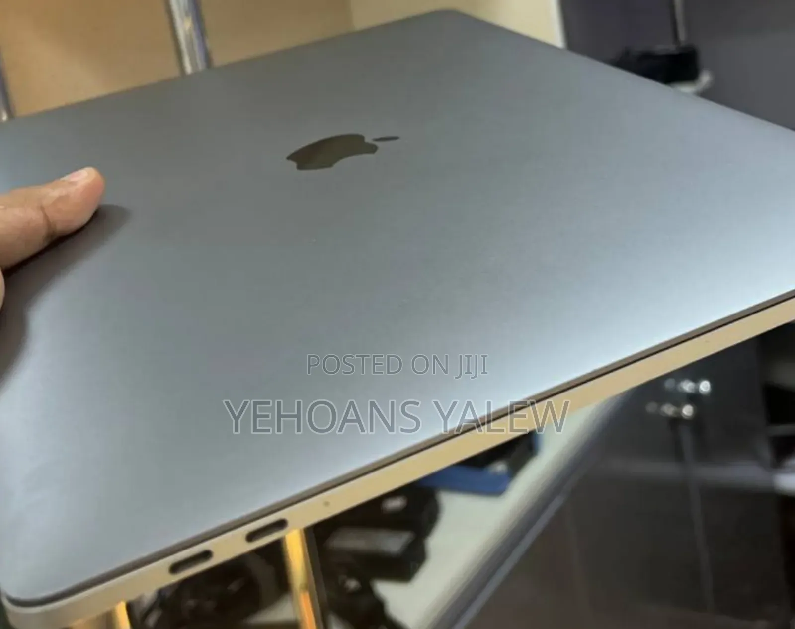 New Laptop Apple MacBook Pro 2019 32GB Intel Core I9 SSD 512GB