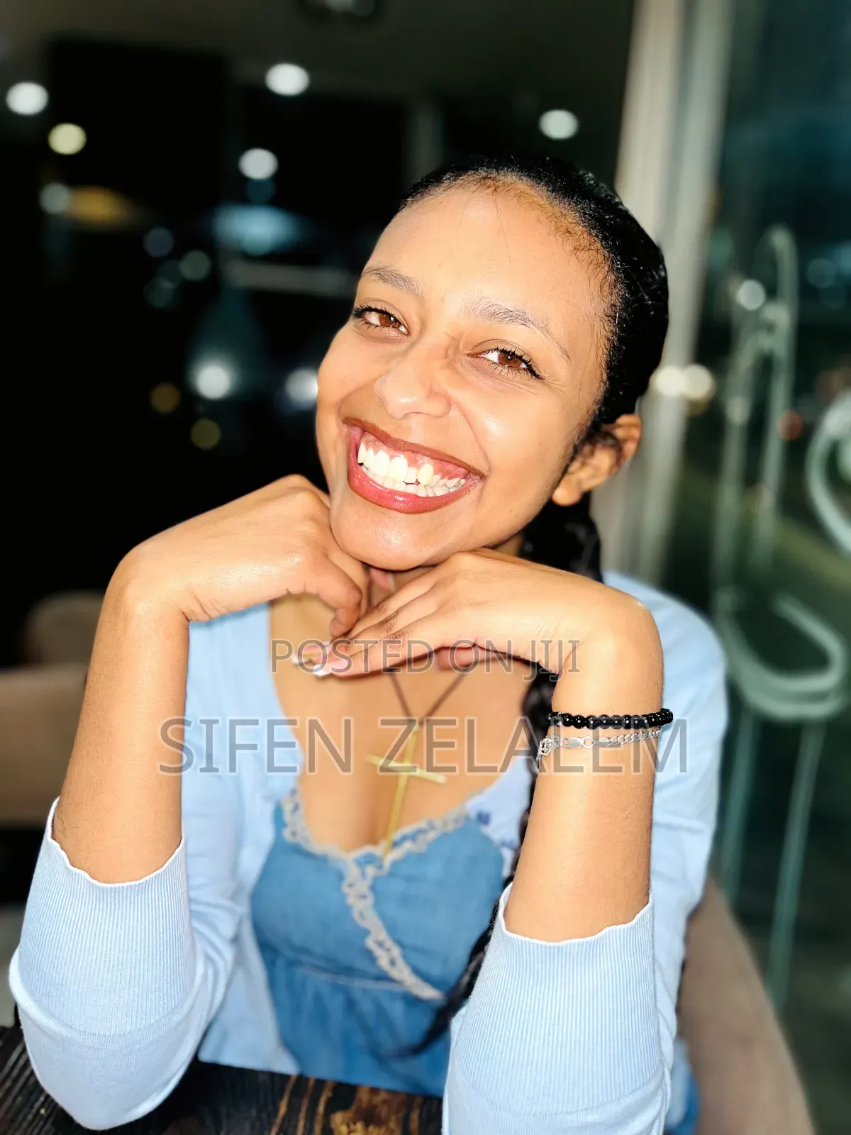 Social Media Marketing Management and Host