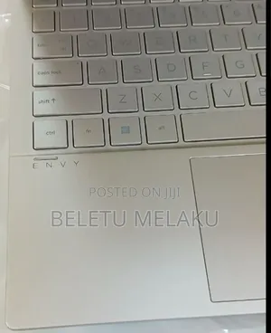 New Laptop HP Envy X360 8GB Intel Core I7 SSD 512GB