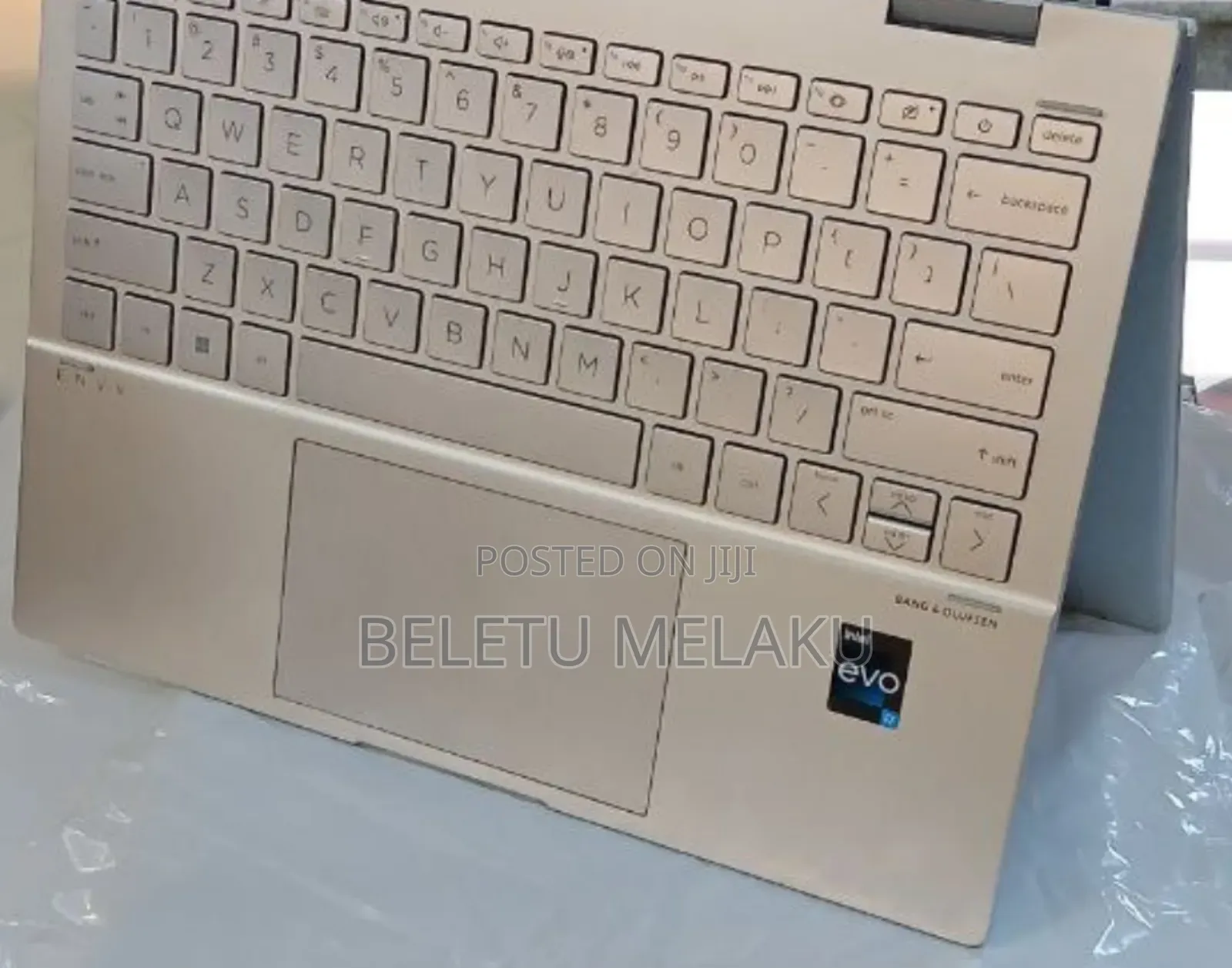 New Laptop HP Envy X360 8GB Intel Core I7 SSD 512GB