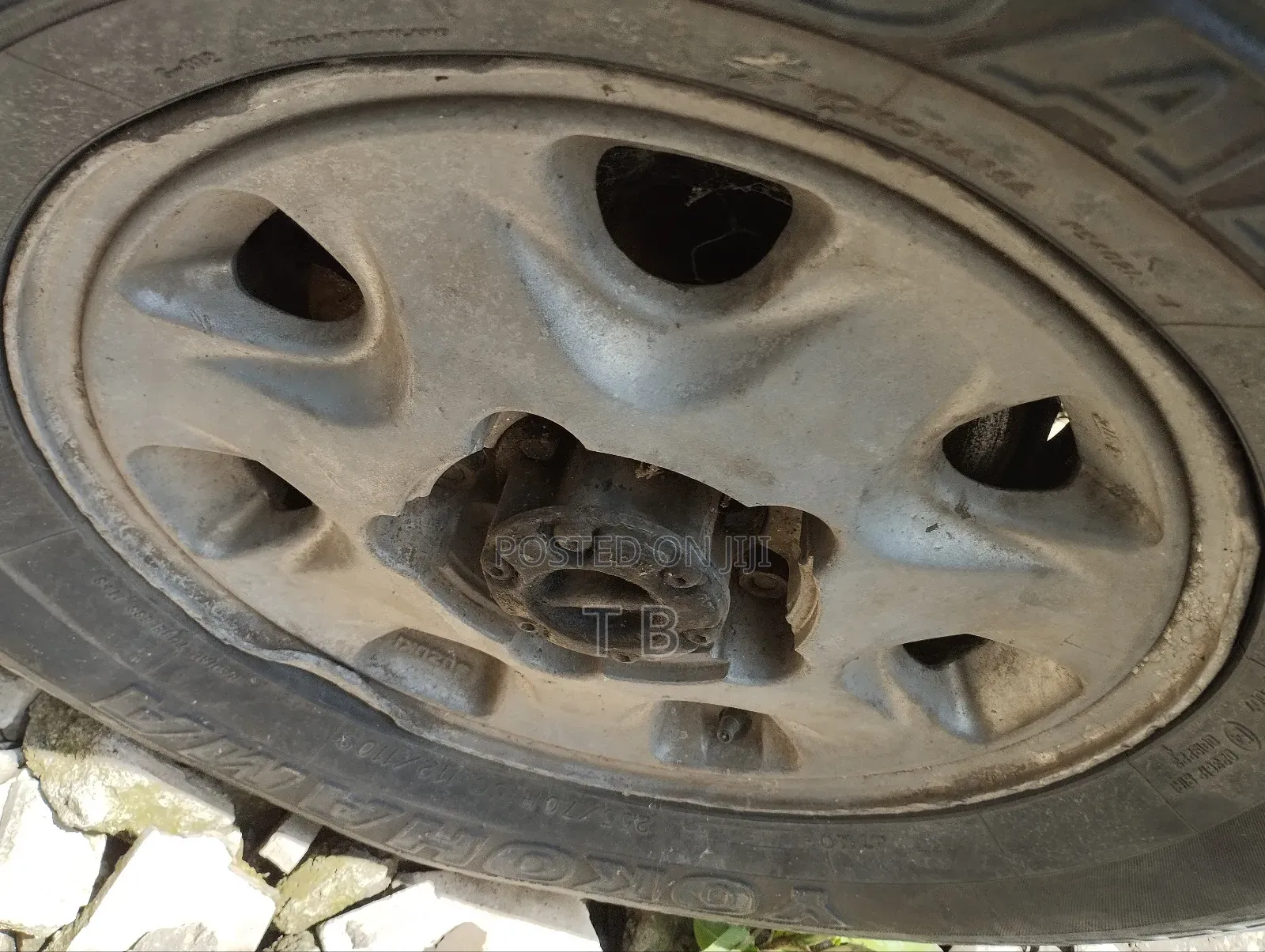 Vitara Wheels and Tires