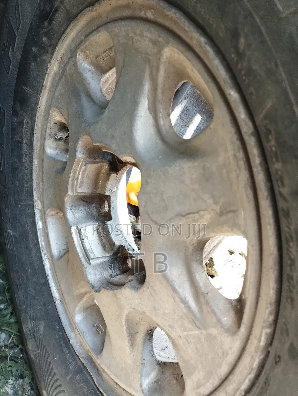 Vitara Wheels and Tires