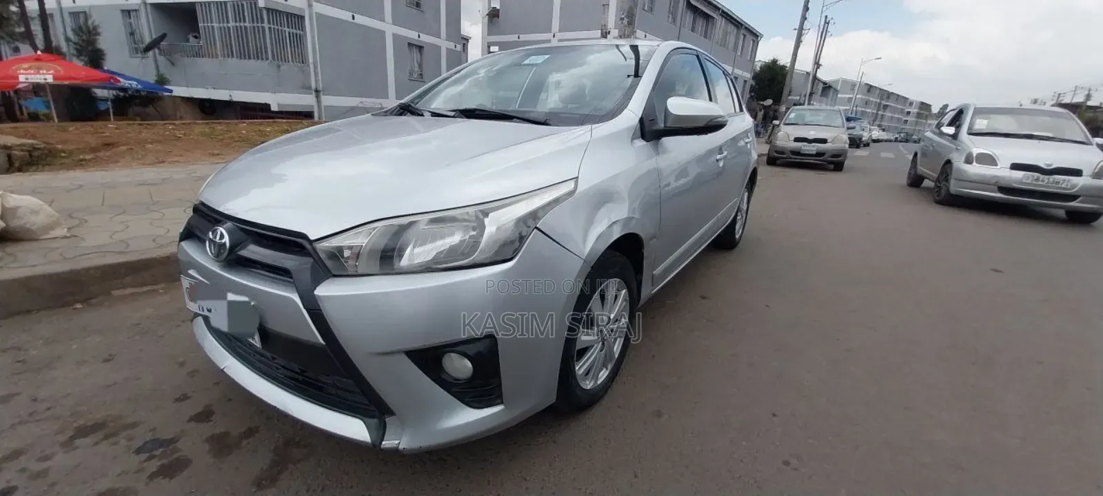 Toyota Yaris L Hatchback 5dr 2017 Silver