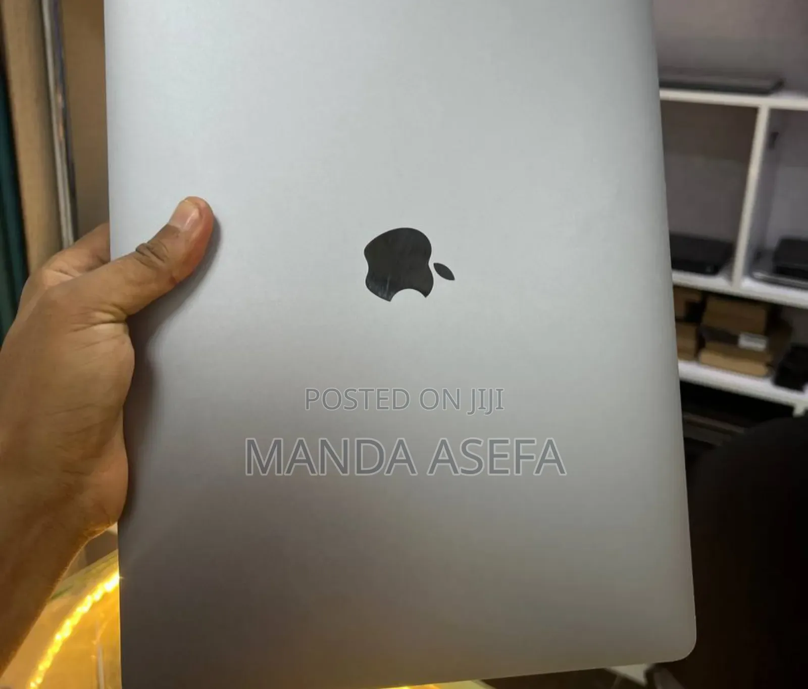 New Laptop Apple MacBook Pro 2019 32GB Intel Core I9 SSD 512GB