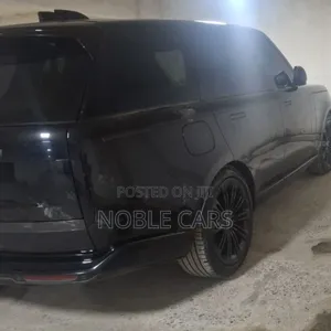 Land Rover Range Rover 2024 Matt Black