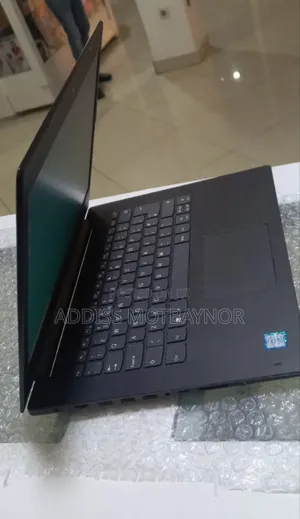 New Laptop Lenovo Ideapad 3 8GB Intel Core I5 HDD 1T