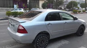 Toyota Corolla 2002 White