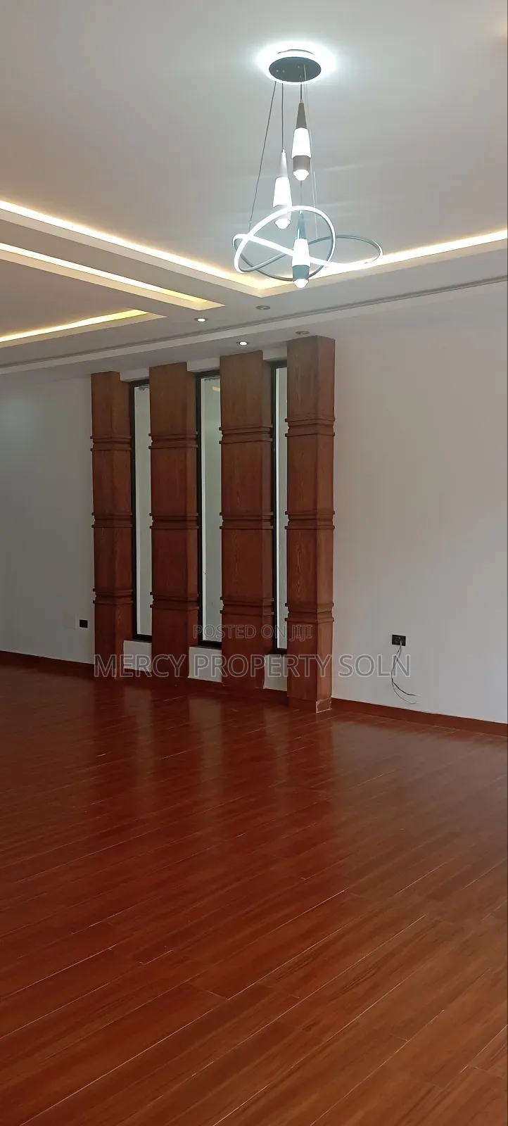 Furnished 10bdrm House in Bole for sale