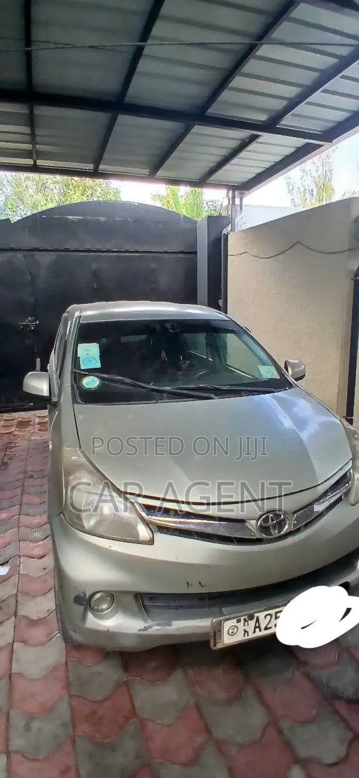 Toyota Avanza 2013 Silver