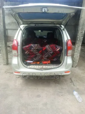 Toyota Avanza 2013 Silver