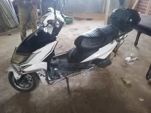 Captain CP175 2022 White