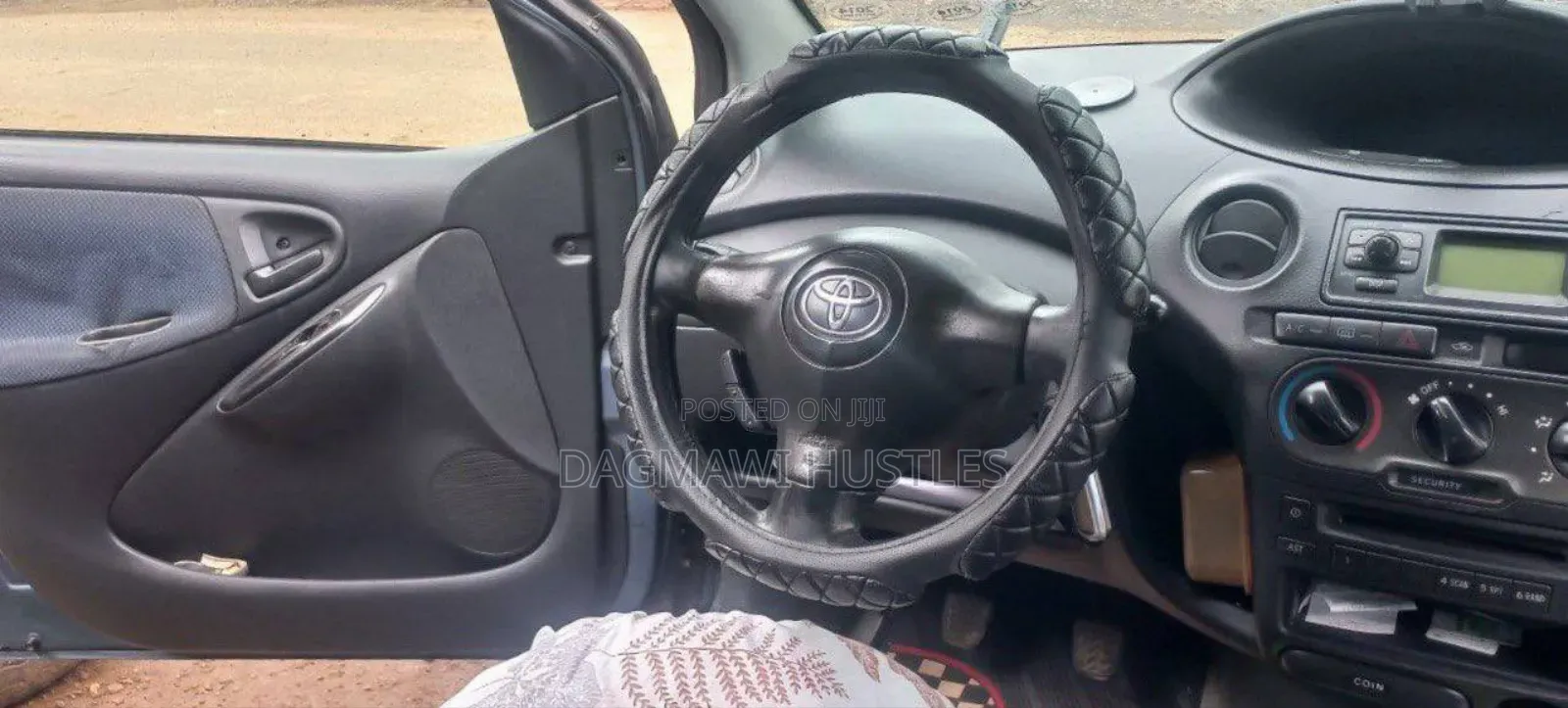 Toyota Yaris 1.0 2004 Silver