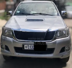 Toyota Hilux 2008 Silver