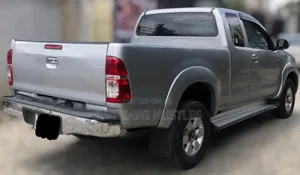 Toyota Hilux 2008 Silver