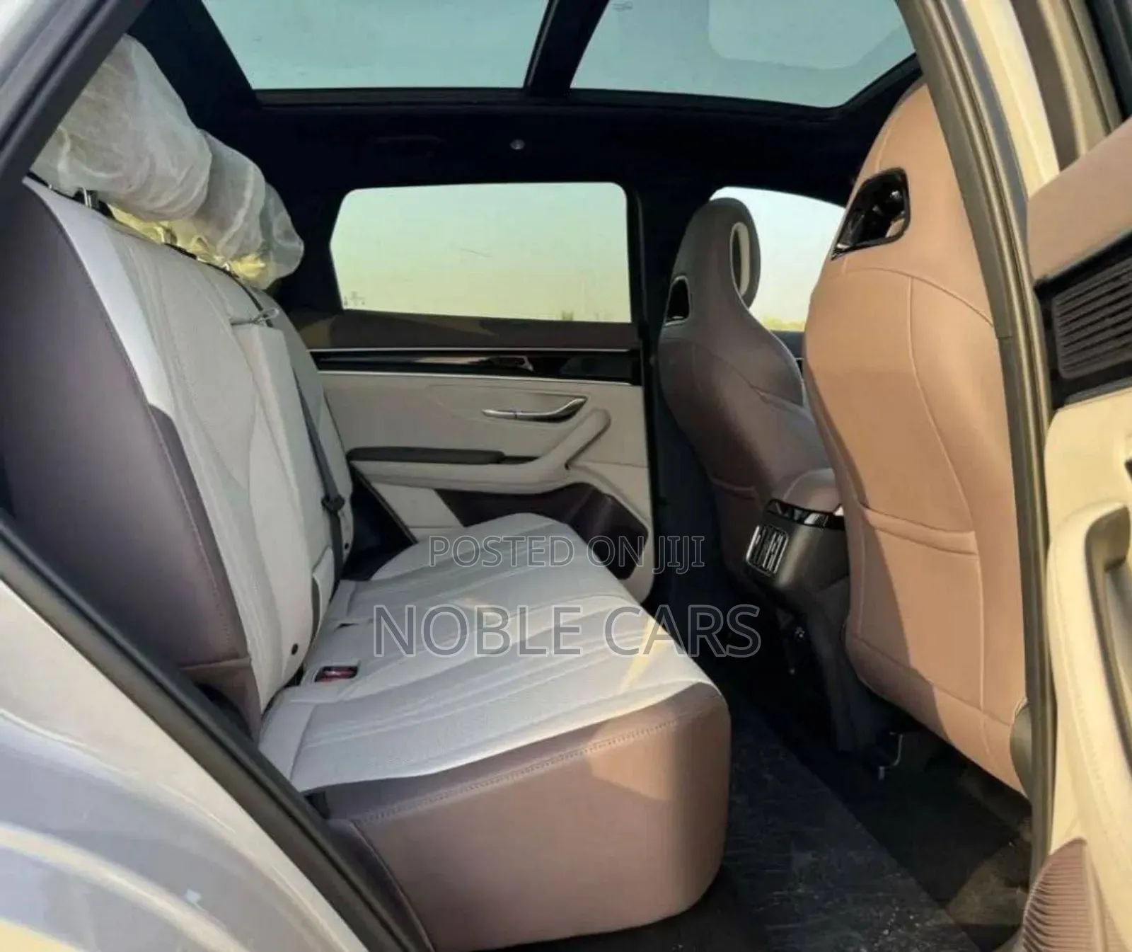 Volkswagen ID.4 2023 Gray