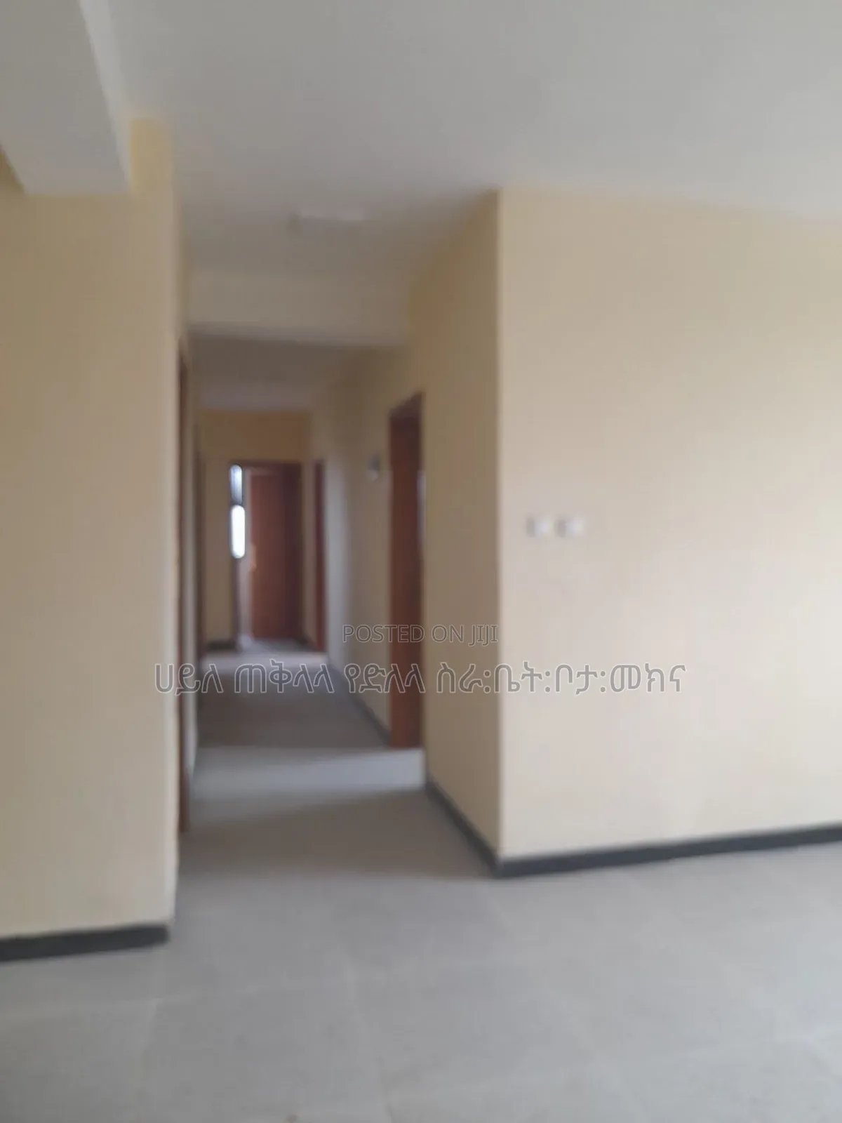 Furnished 3bdrm Apartment in አያት አካባቢ, Yeka for sale