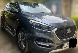 Photo - Hyundai Tucson 2018 Gray