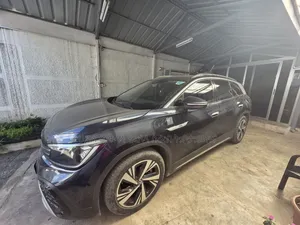 Volkswagen ID.6 2023