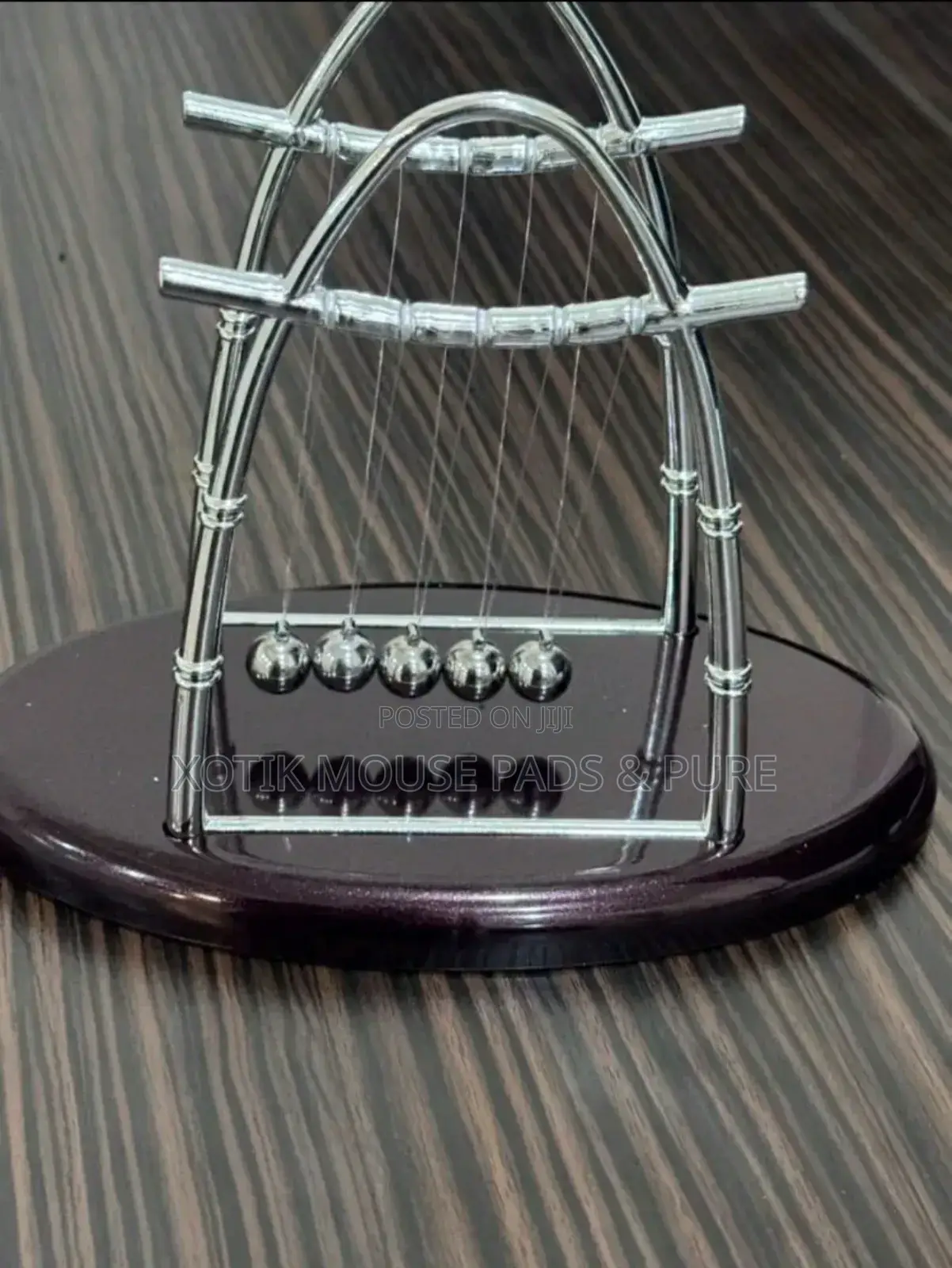 Newton's Cradle Balance Ornament Pendulum - Desk Decore, Birthday Gift
