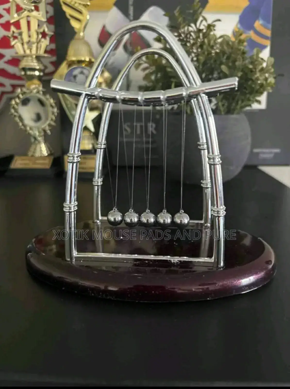 Newton's Cradle Balance Ornament Pendulum - Desk Decore, Birthday Gift