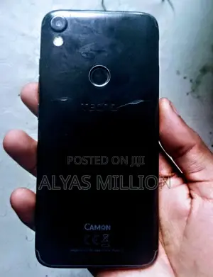 Photo - Tecno Camon CM 16 GB Black