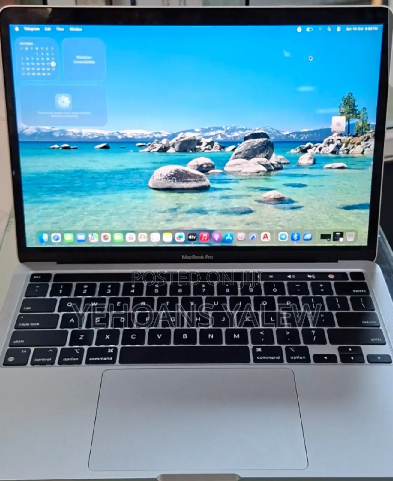 New Laptop Apple MacBook Pro 2022 M2 8GB Apple M2 SSD 512GB