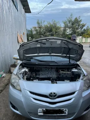 Toyota Belta 2007 Silver