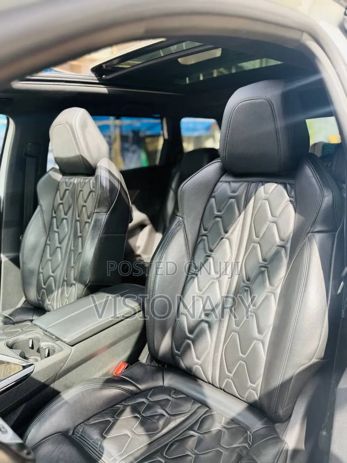 Peugeot 5008 2021 White