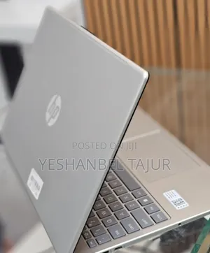 New Laptop HP Stream Notebook 8GB Intel Core I7 HDD+SSD 512GB