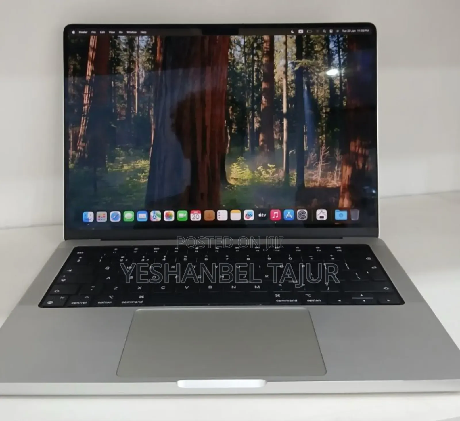 New Laptop Apple MacBook Pro M1 16GB Apple M1 Pro SSD 1T