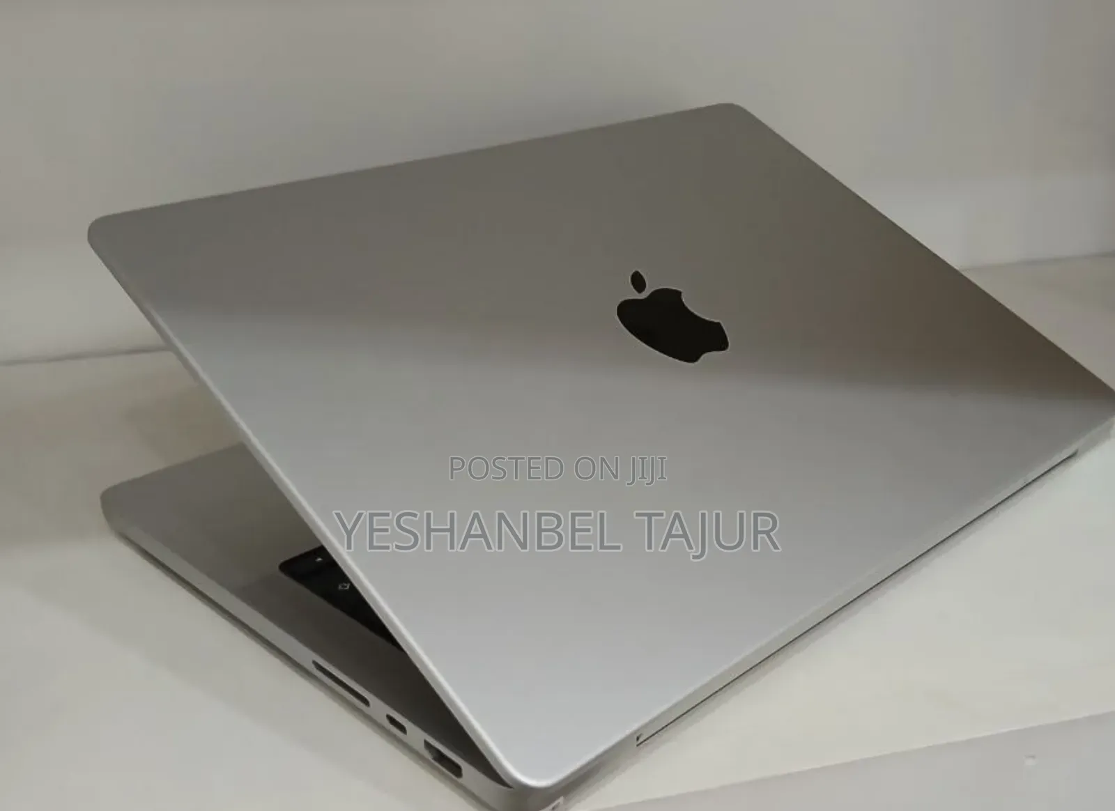 New Laptop Apple MacBook Pro M1 16GB Apple M1 Pro SSD 1T
