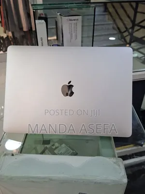 New Laptop Apple MacBook Pro 8GB Apple M2 SSD 512GB