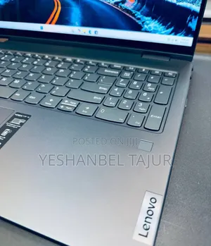 New Laptop Lenovo Yoga 7i 16GB Intel Core I7 SSD 1T