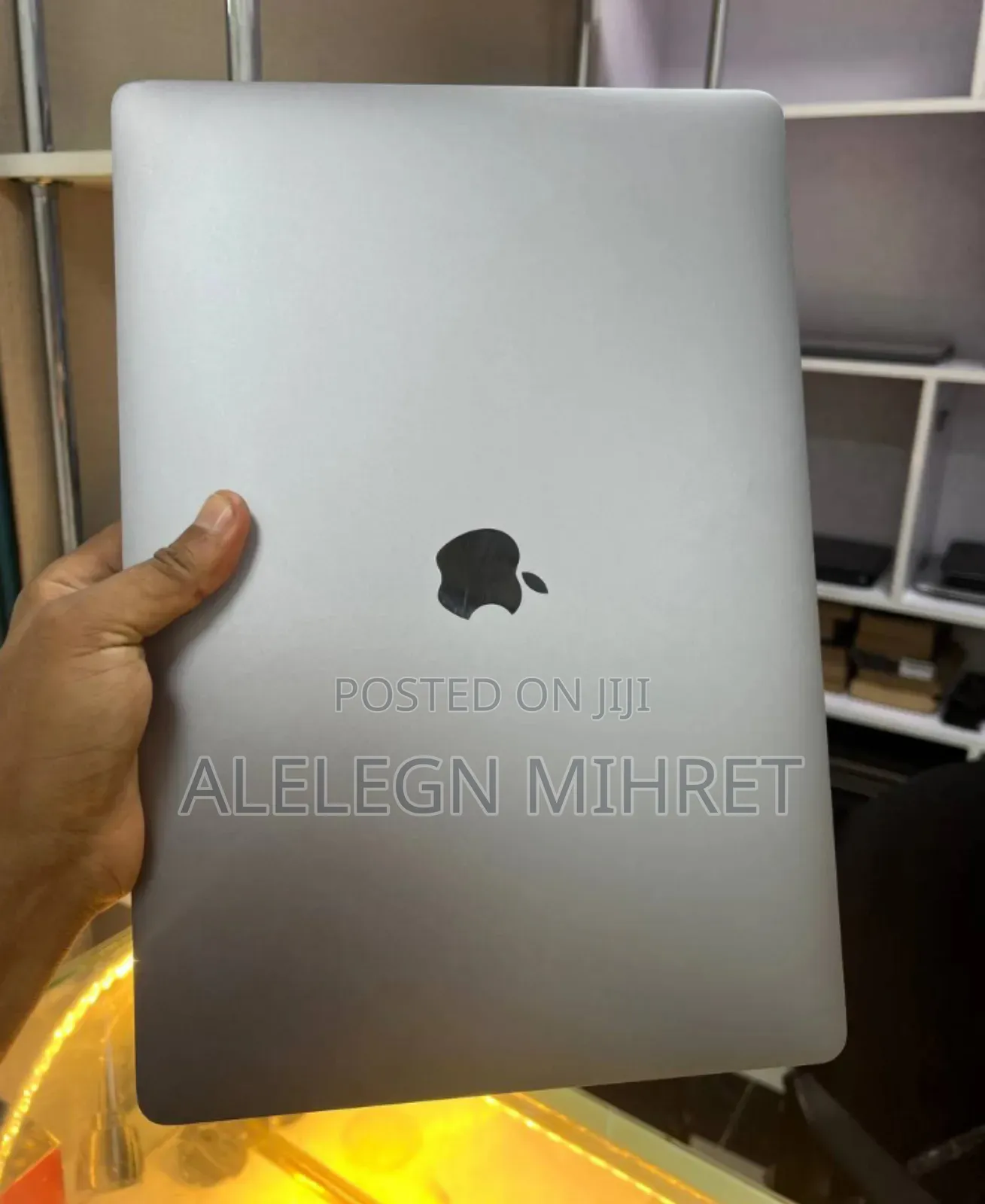 New Laptop Apple MacBook Pro 2019 32GB Intel Core I9 SSD 512GB