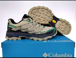 Photo - Original Columbia 100% Water Proof From Usa