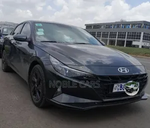 Hyundai Elantra 2021 Gray