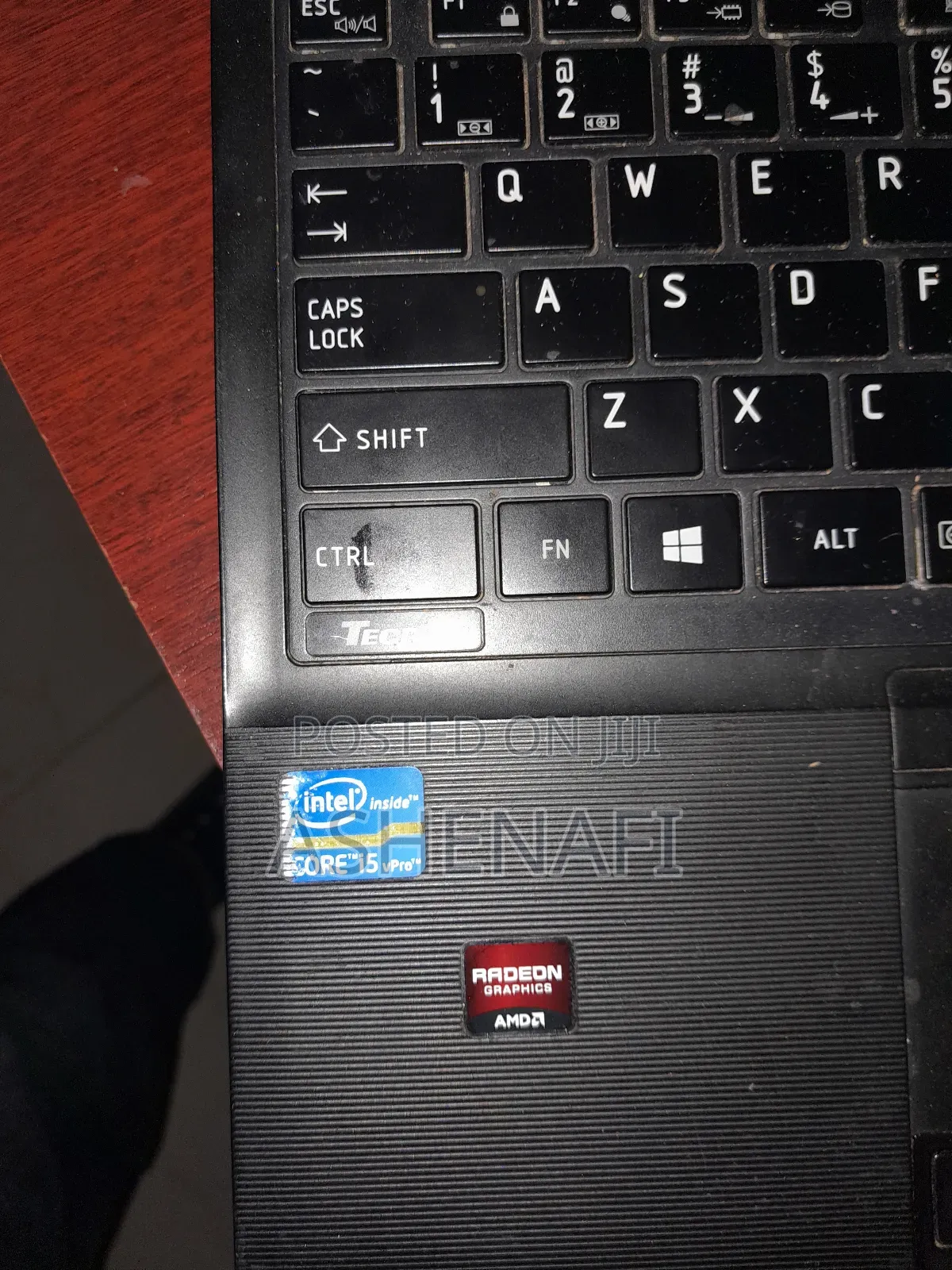 Laptop Toshiba Satellite C850 4GB Intel Core I5 HDD 1T