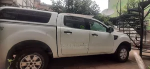 Photo - Ford Ranger Wildtrak 2013 Ivory