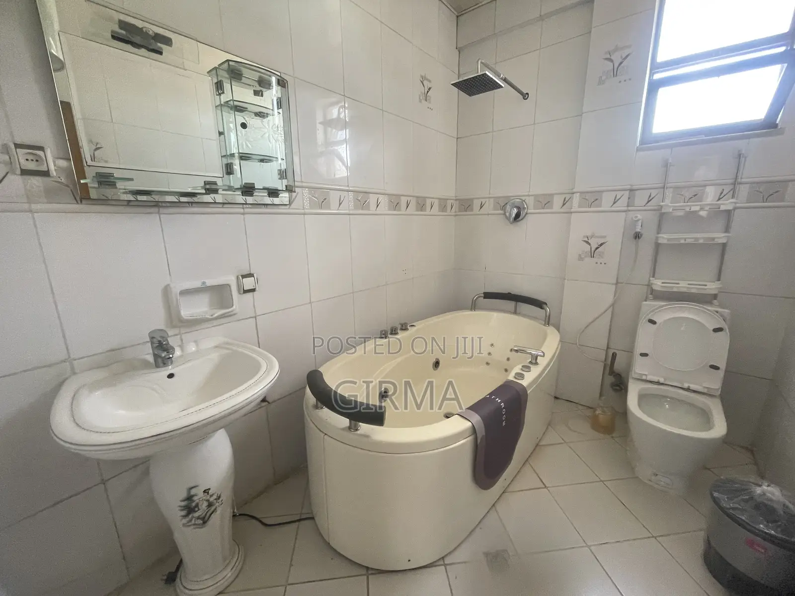 Furnished 3bdrm Apartment in Fully Furnished, Bole for rent