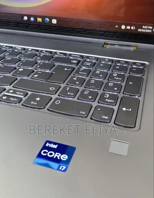 New Laptop Lenovo Yoga 7i 16GB Intel Core I7 SSD 512GB