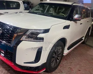 Photo - Nissan Patrol 2014 Ivory