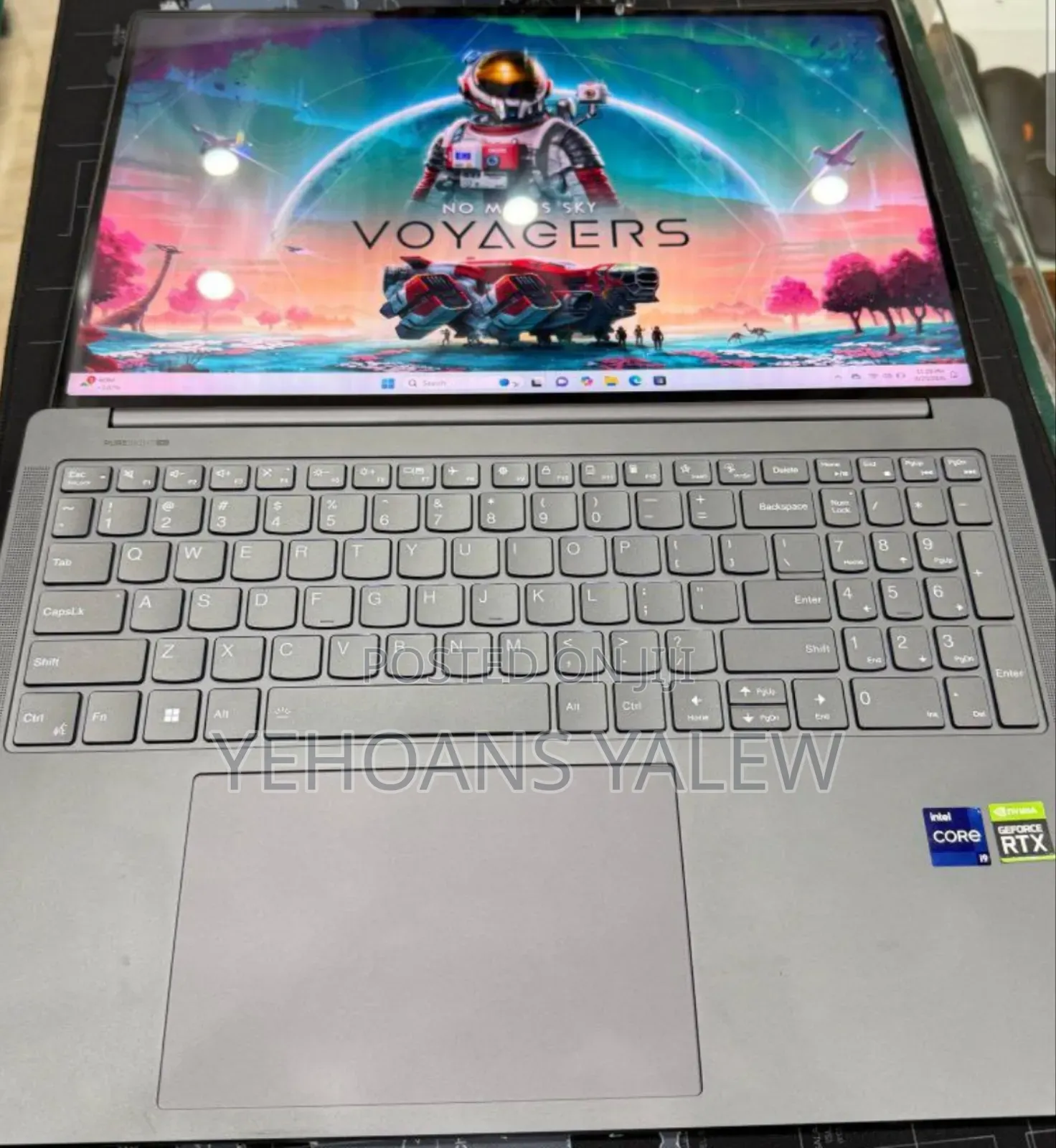 New Laptop Lenovo Yoga Book 9i 32GB Intel Core I9 SSD 1T