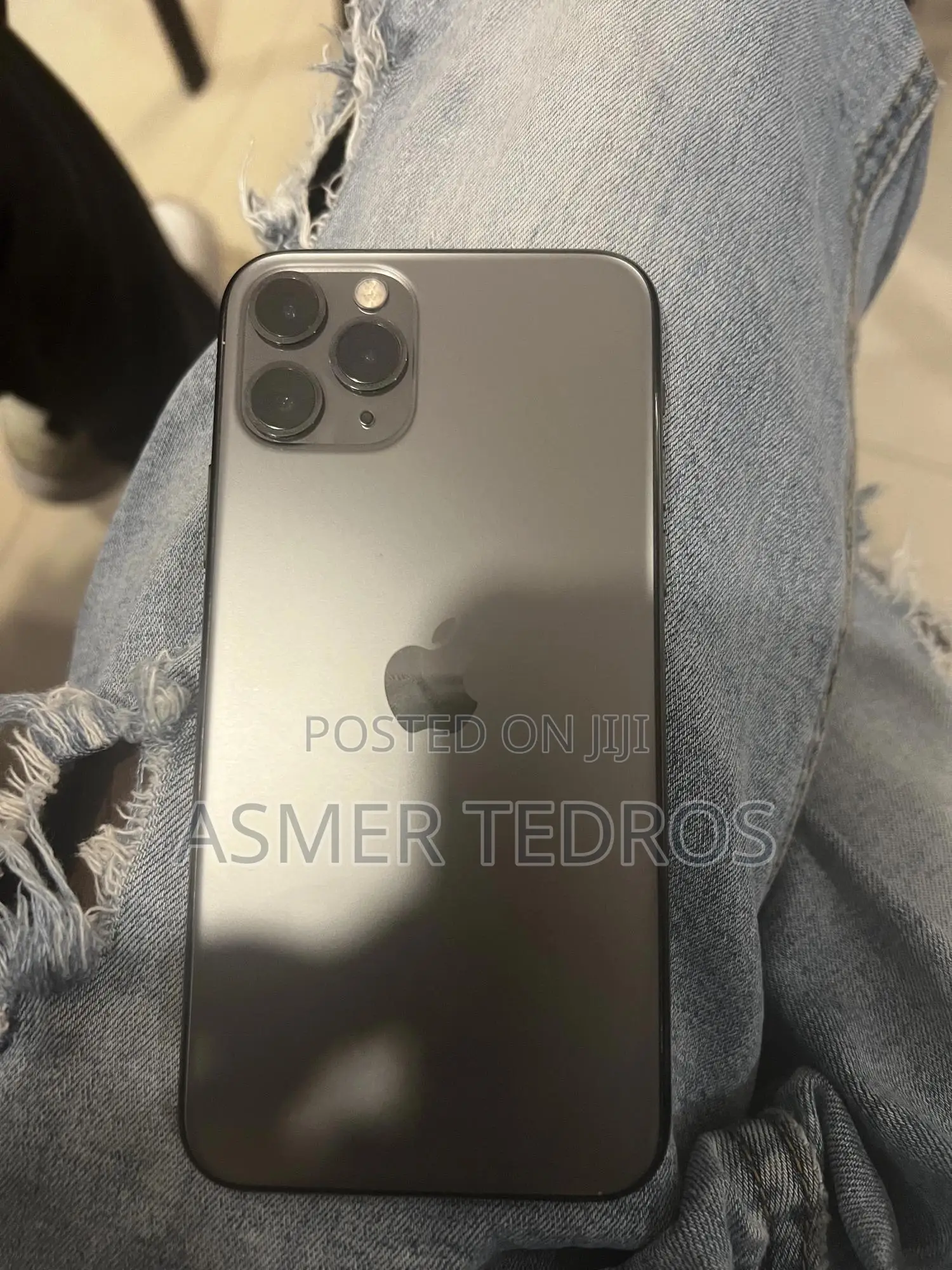 Apple iPhone 11 Pro 64 GB Gray