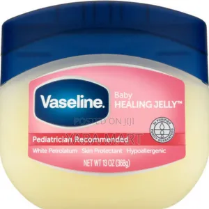 Photo -  Vaseline (Dermatologist Recommend) 