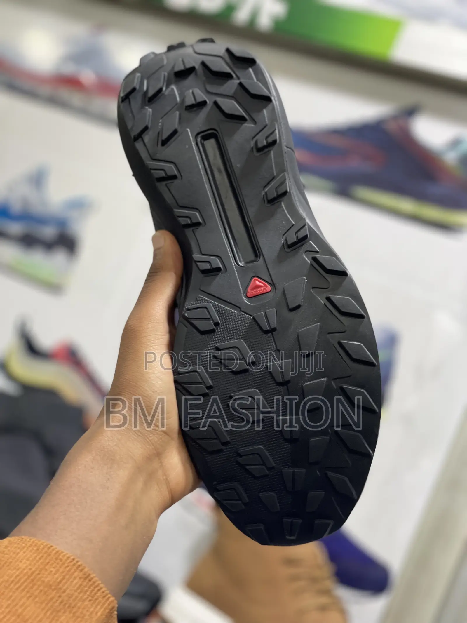 Black Grcco Men’S Quality Sneakers Made in China