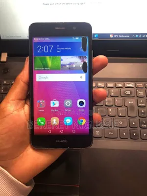 Huawei Y6 16 GB Black