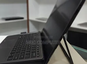 New Laptop HP Elite X2 1012 16GB Intel Core I5 SSD 512GB