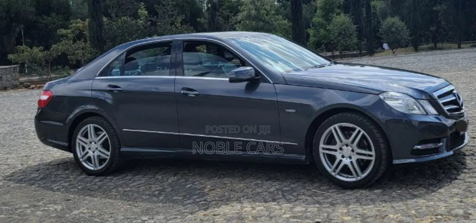 Mercedes-Benz E200 2012 Gray