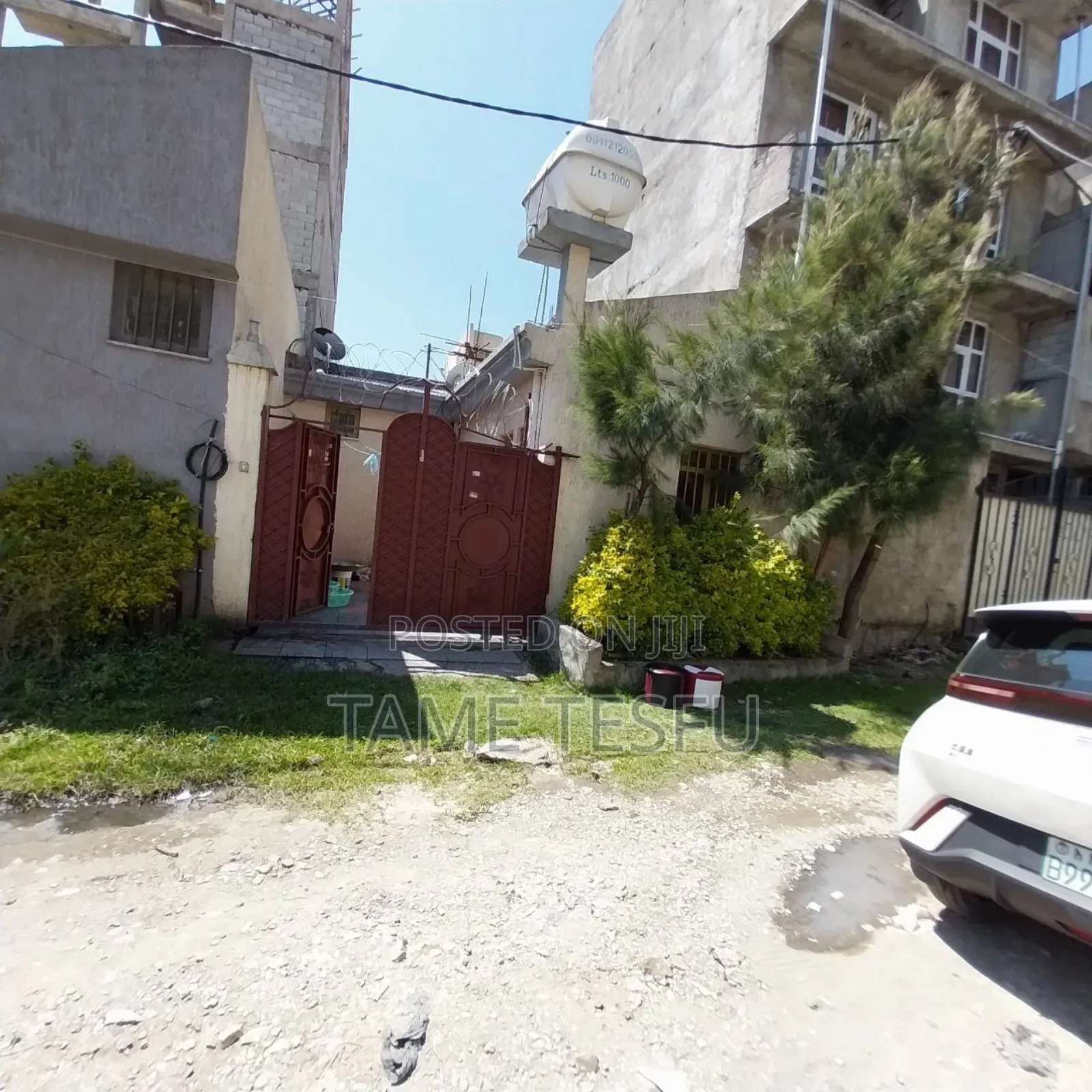 Furnished 2bdrm House in ሀያት, Bole for sale